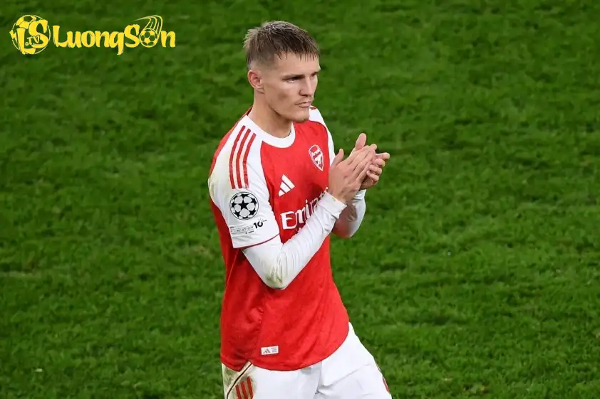 Arsenal đang muốn gia hạn hợp đồng mới với Odegaard.