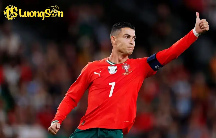 Ronaldo đứng trước cơ hội trở thành chân sút vĩ đại nhất trong lịch sử vòng loại World Cup